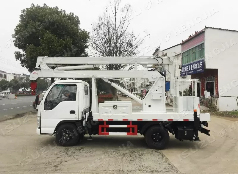 Aerial Work Isuzu NKR/100p Aerial Work Truck