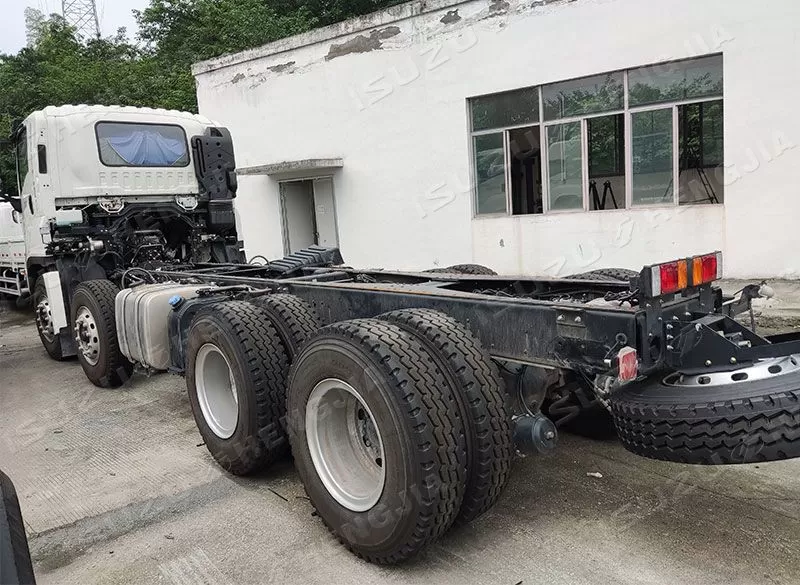 Isuzu Giga VC66 8x4