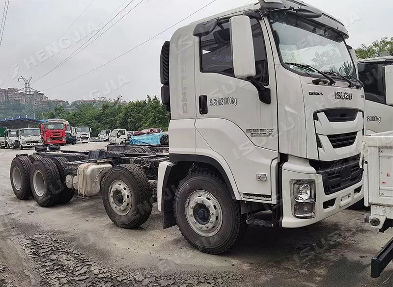 Isuzu Giga VC66 8x4